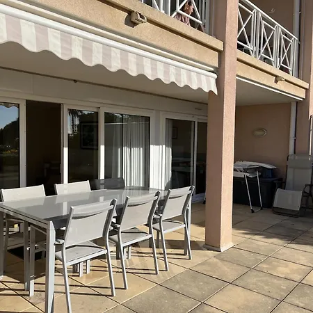 Apartment Cap Hermes, T2-3, 40m2, 4-5p, ,grande Terrasse Vu Frejus
